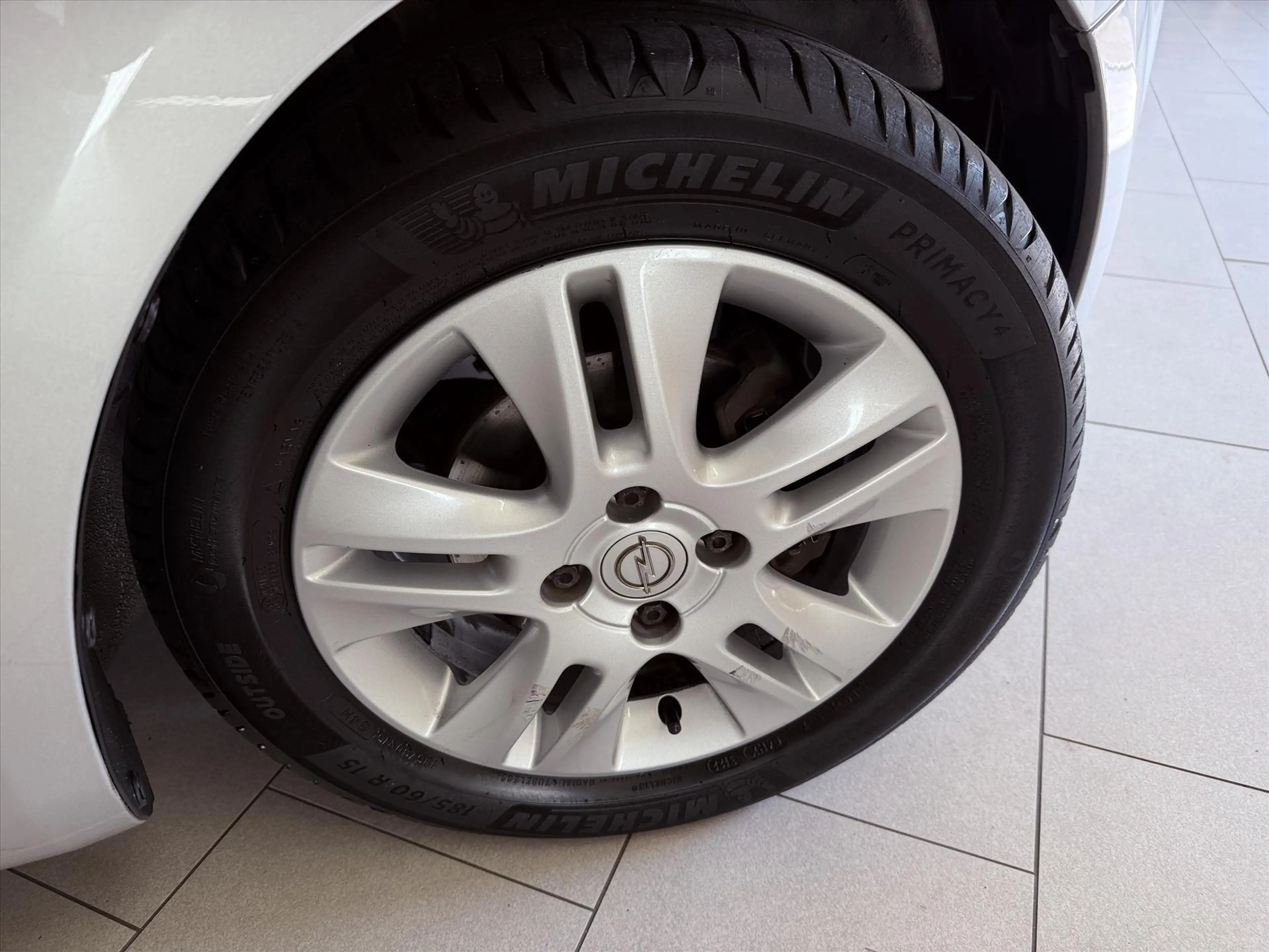 Opel Agila 1.2 16V 94pk Automaat Edition* Radio / Airco / Ele — photo 15