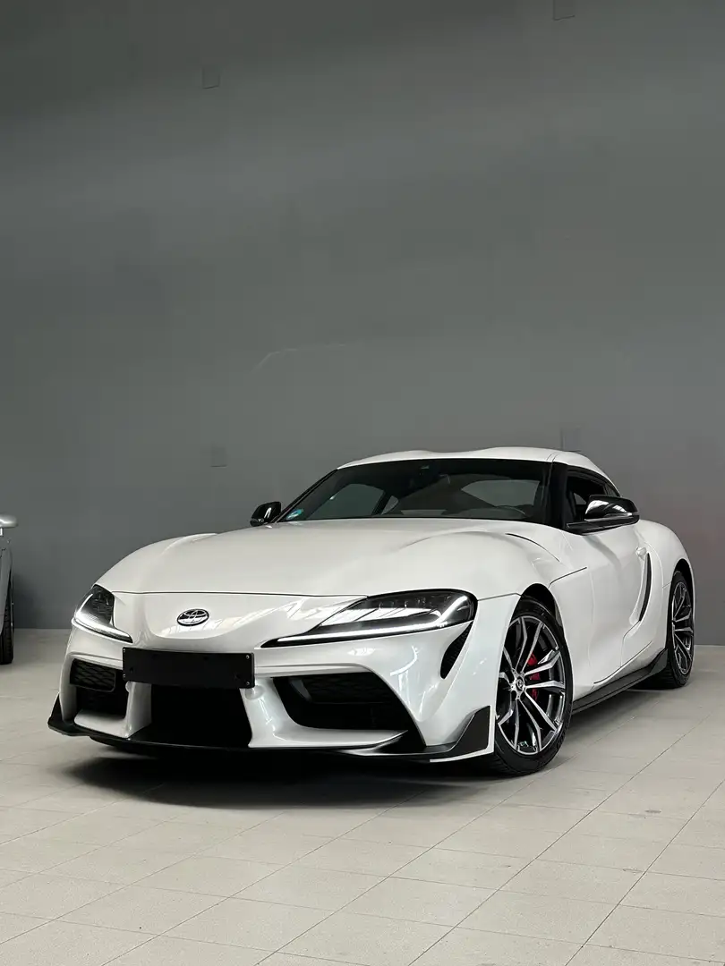 Toyota Supra Dynamic Premium Wit - 1