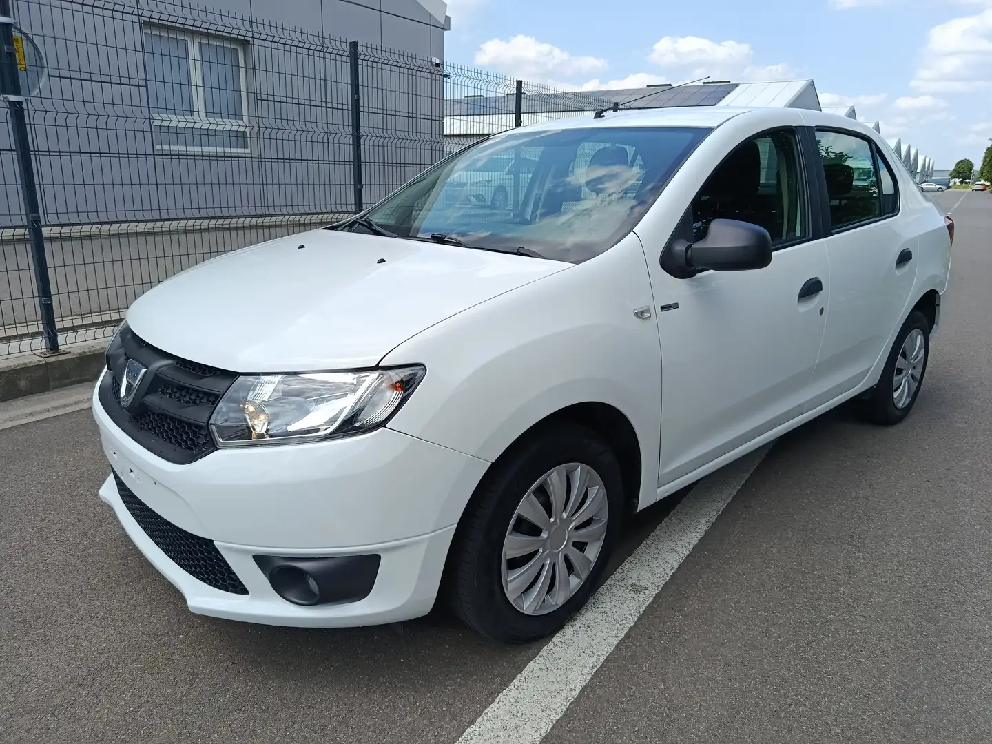 Dacia Logan 1.2i eur6 Blanc - 1