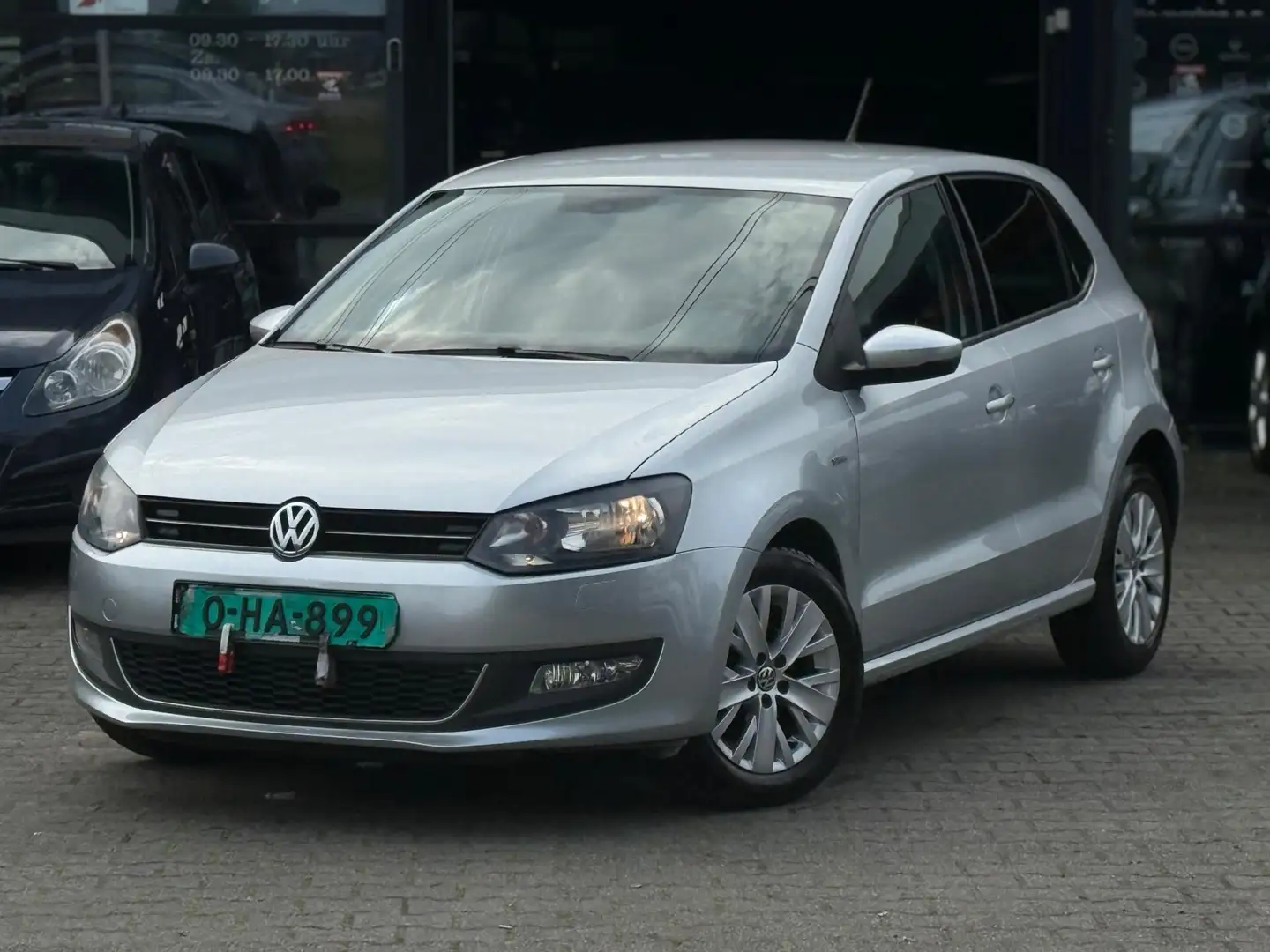 Volkswagen Polo 1.2 TSI Life Edition CRUISE/PDC/STLVRM/CLIMA/NWE K - 2