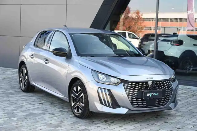 Peugeot 208 view 3