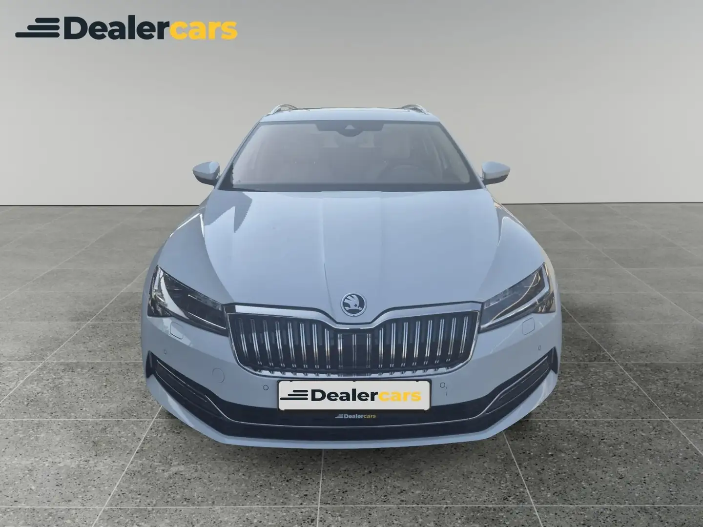 Skoda Superb 2,0 TDI 4x4 Style Pano Matrix ACC *VERKAUFT* Weiß - 2