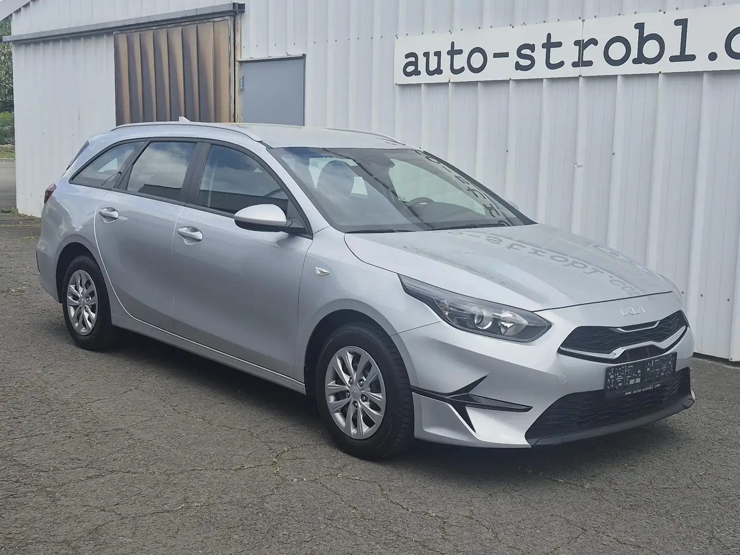 Kia Ceed SW / cee'd SW 1,0 T-GDI GPF ISG Titan Silber - 1