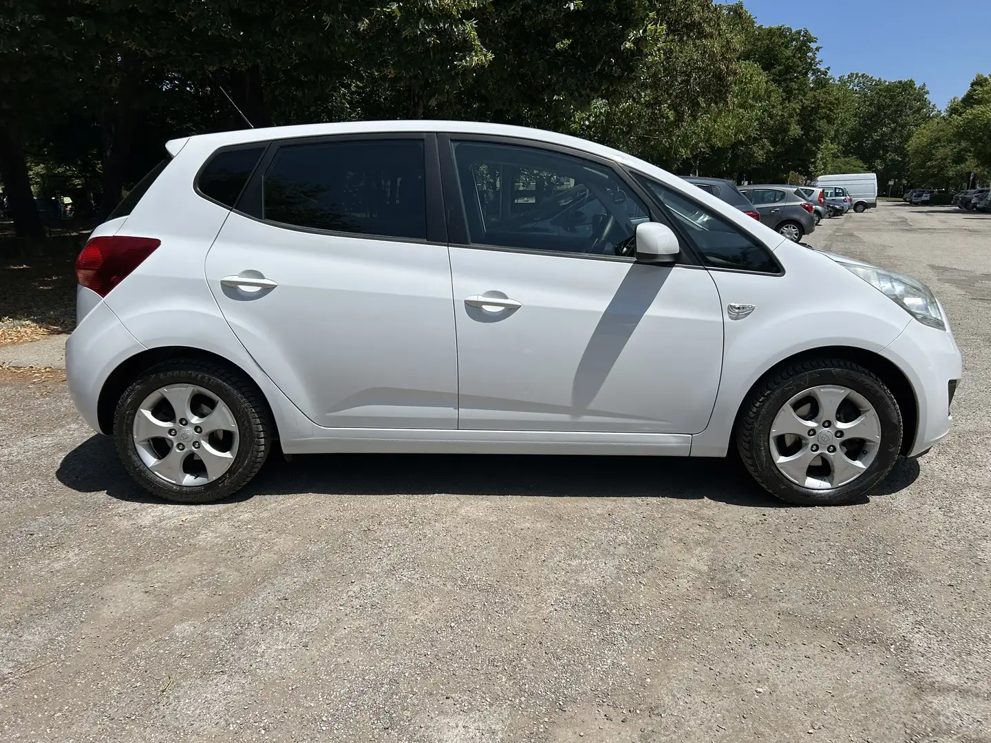Kia Venga 1.4 crdi Cool 90cv - soli 60 mila km - ok neopaten Bianco - 2
