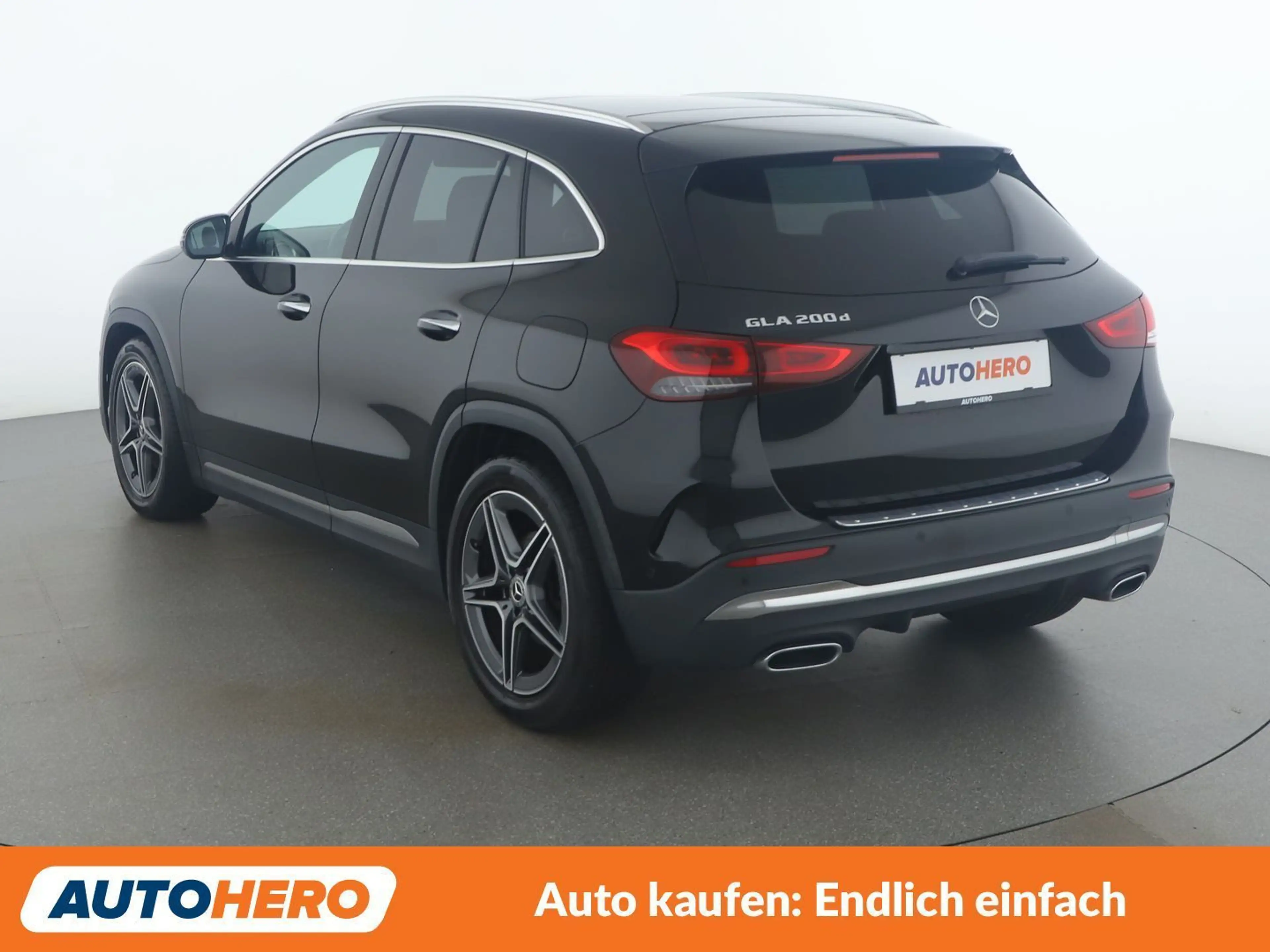 Mercedes-Benz GLA 200 GLA 200 d AMG Line — photo 4