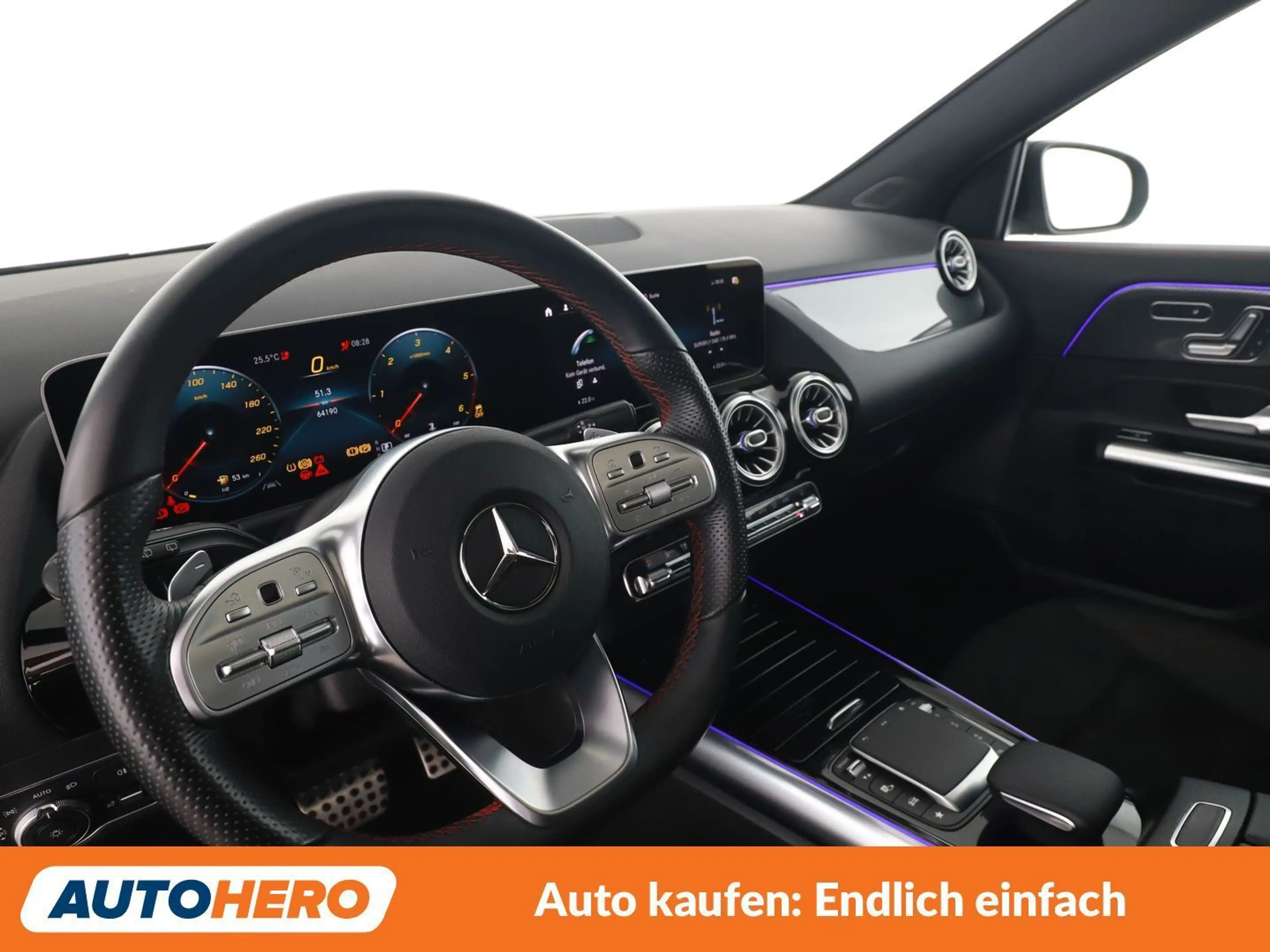 Mercedes-Benz GLA 200 GLA 200 d AMG Line — photo 11