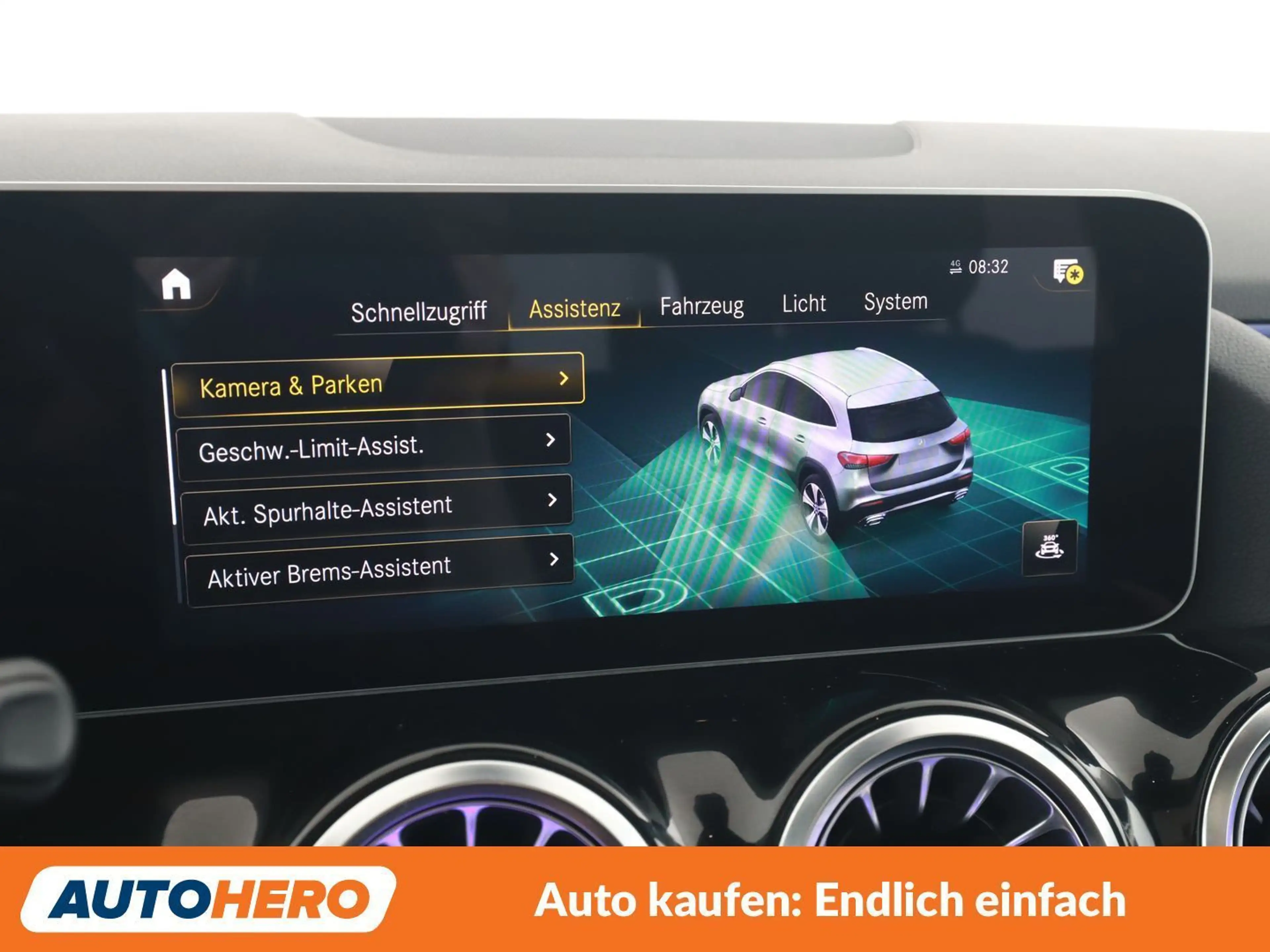 Mercedes-Benz GLA 200 GLA 200 d AMG Line — photo 24