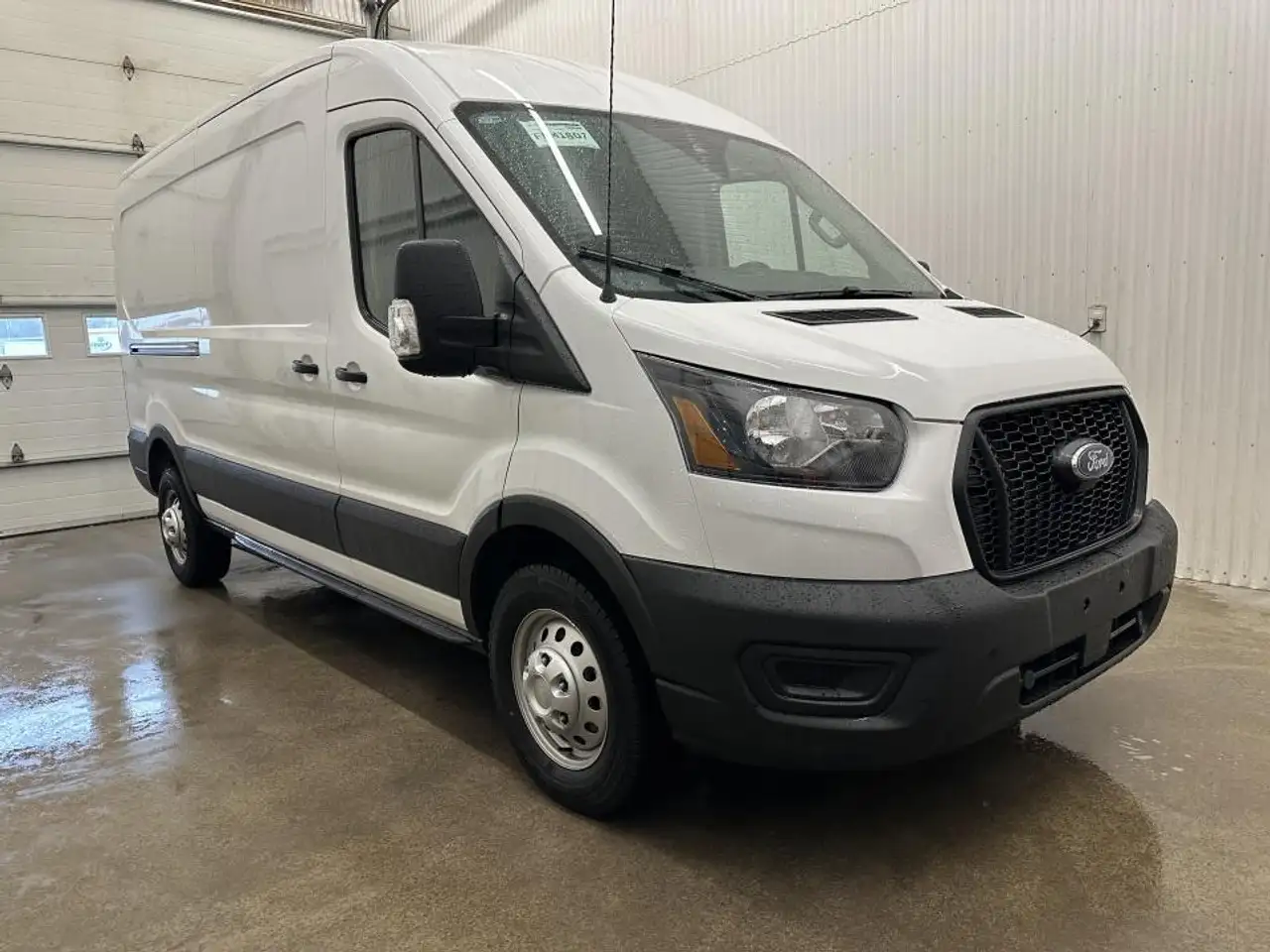 2023 Ford Transit Cargo Van