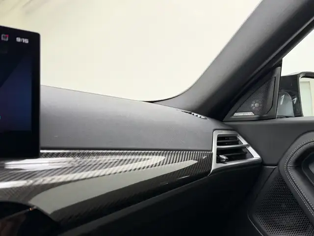 BMW M2 view 11