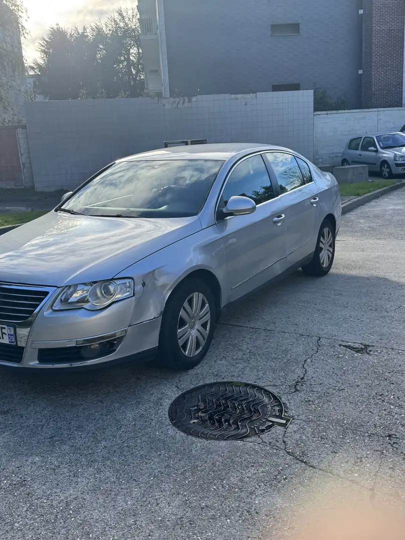 Volkswagen Passat 2.0 16S TDI 140 Confortline - 2
