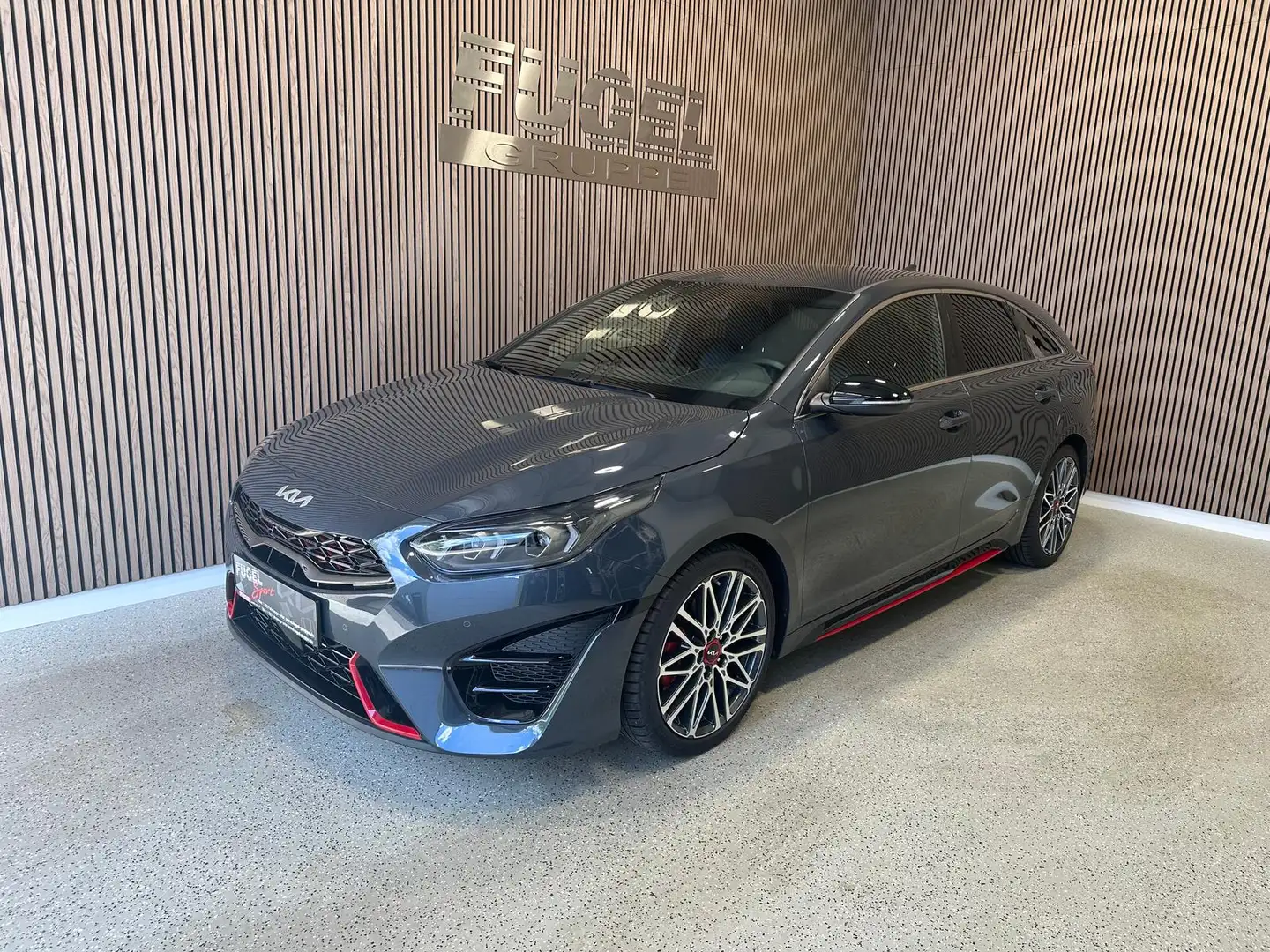 Kia ProCeed / pro_cee'd 1.6 T-GDI DCT GT LED|ACC|JBL|Navi Grau - 2