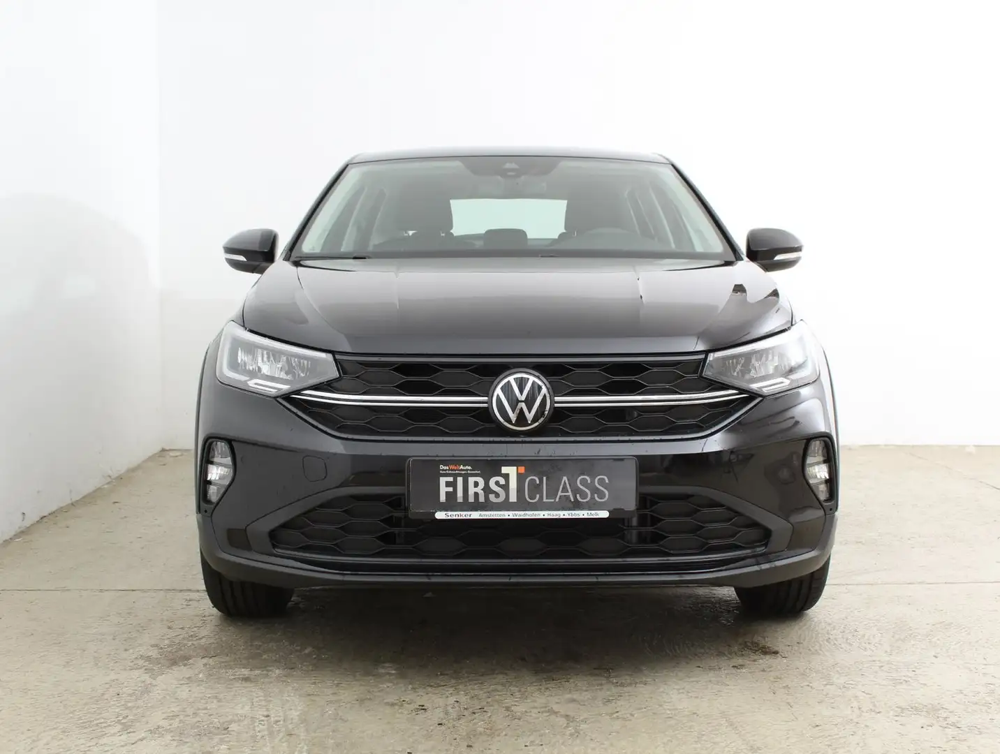 Volkswagen Taigo 4Me TSI Schwarz - 2