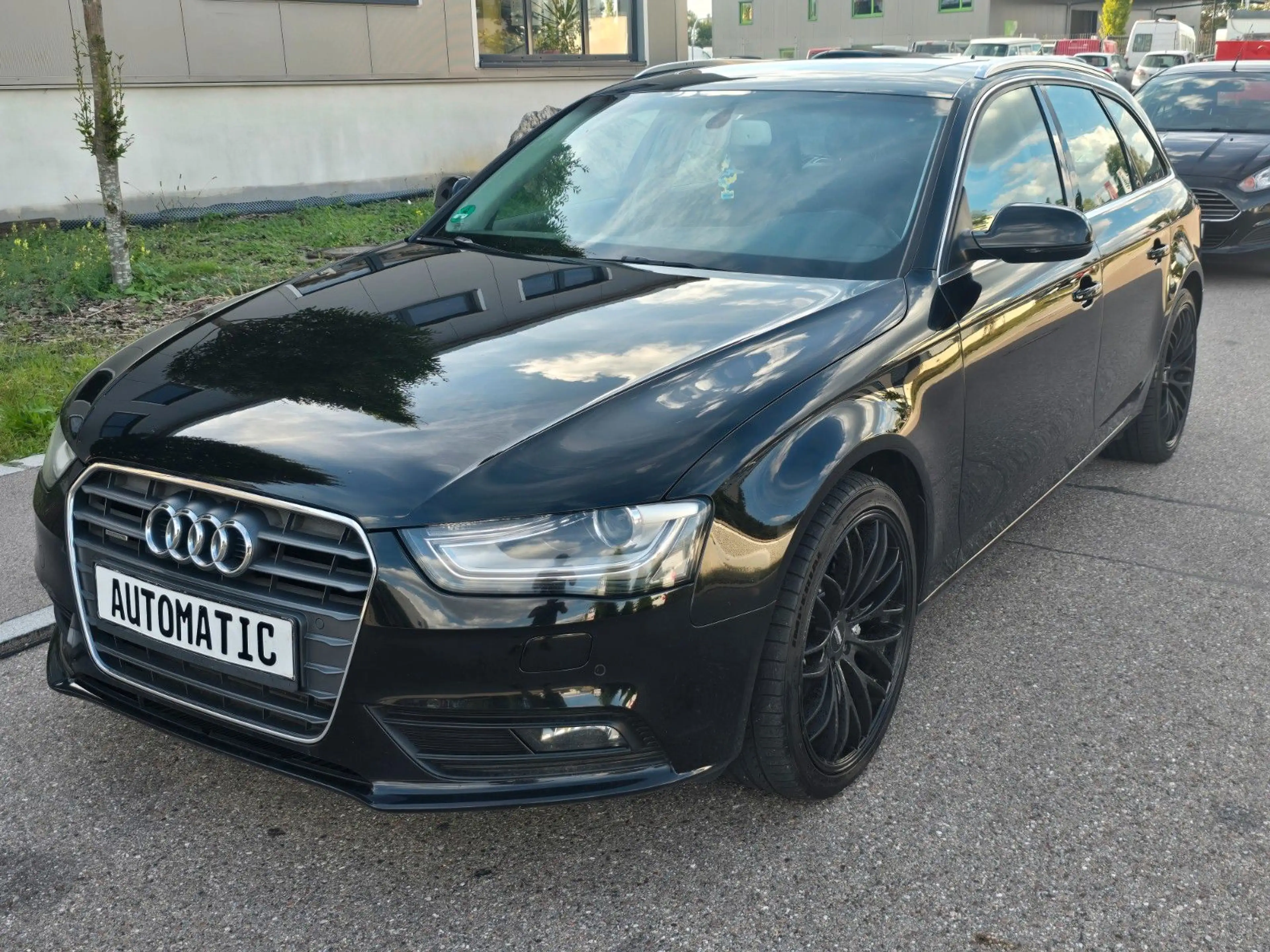 Audi A4 3.0 TDI quattro Attraction Avant — photo 3