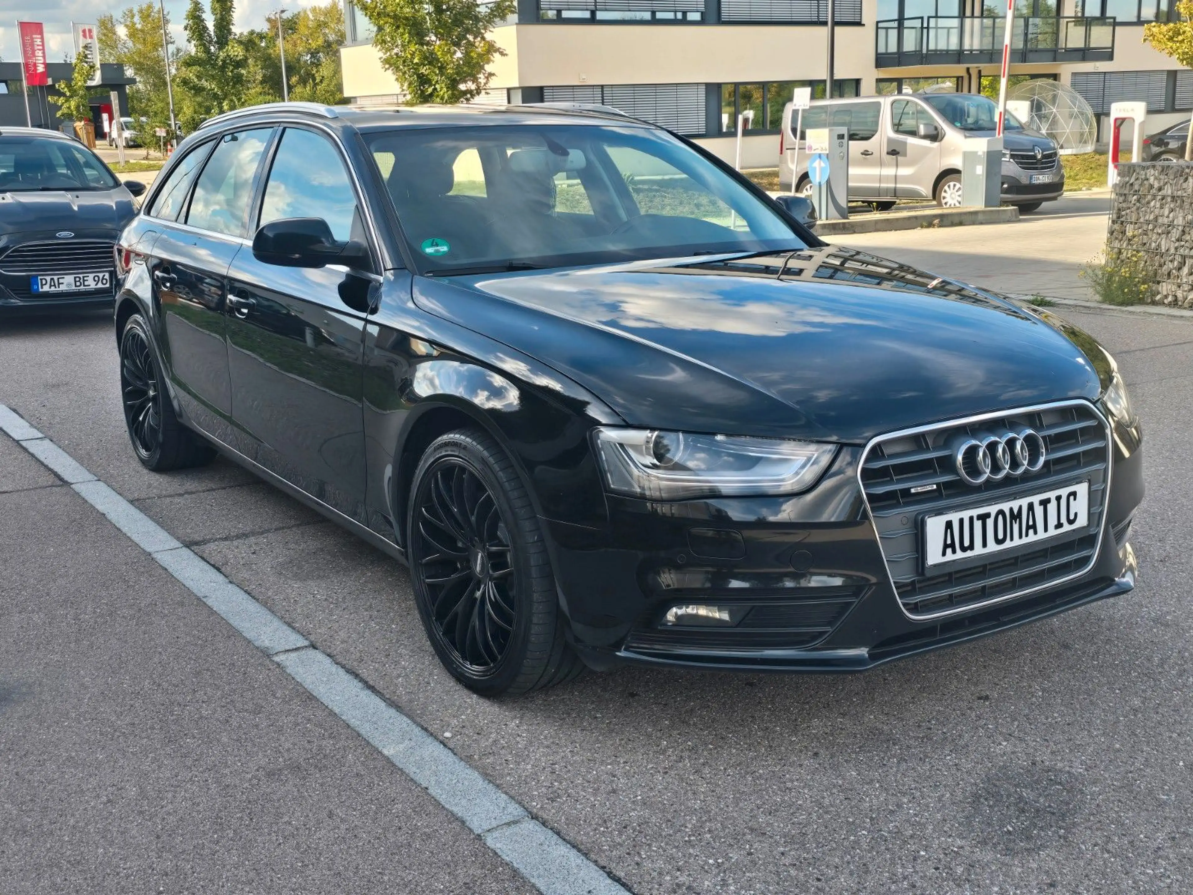 Audi A4 3.0 TDI quattro Attraction Avant