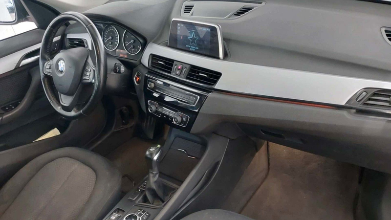 BMW X1 sDrive 18 d Advantage — photo 5