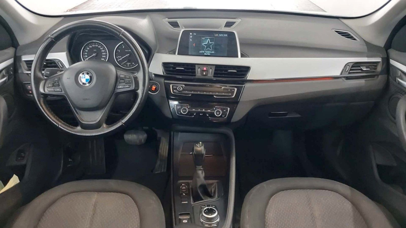 BMW X1 sDrive 18 d Advantage — photo 6
