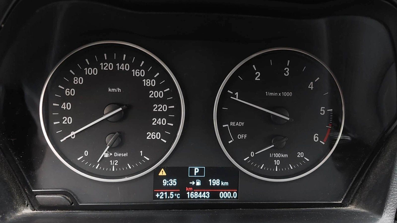 BMW X1 sDrive 18 d Advantage — photo 7