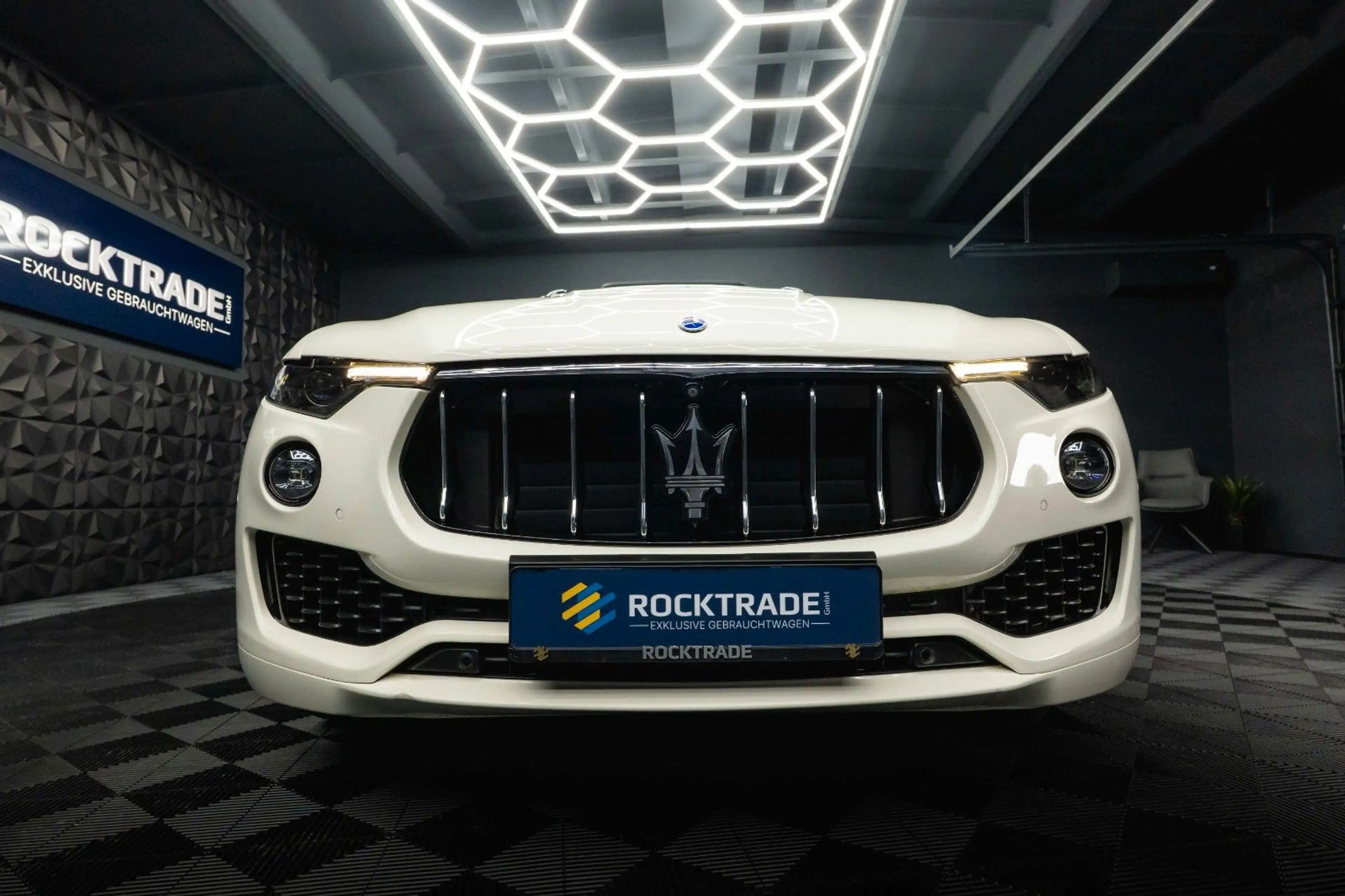 Maserati Levante S V6 SQ4 GranSport 4WD *21Zoll*Panorama* — photo 7
