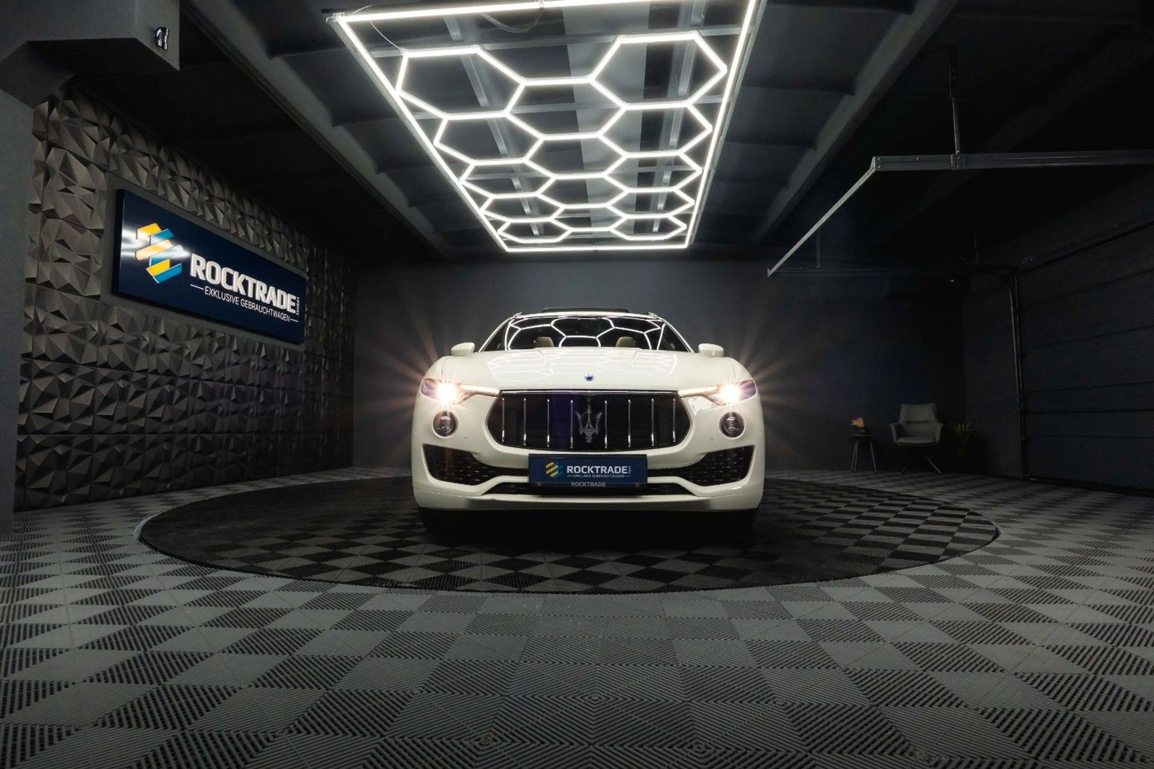 Maserati Levante S V6 SQ4 GranSport 4WD *21Zoll*Panorama* — photo 4