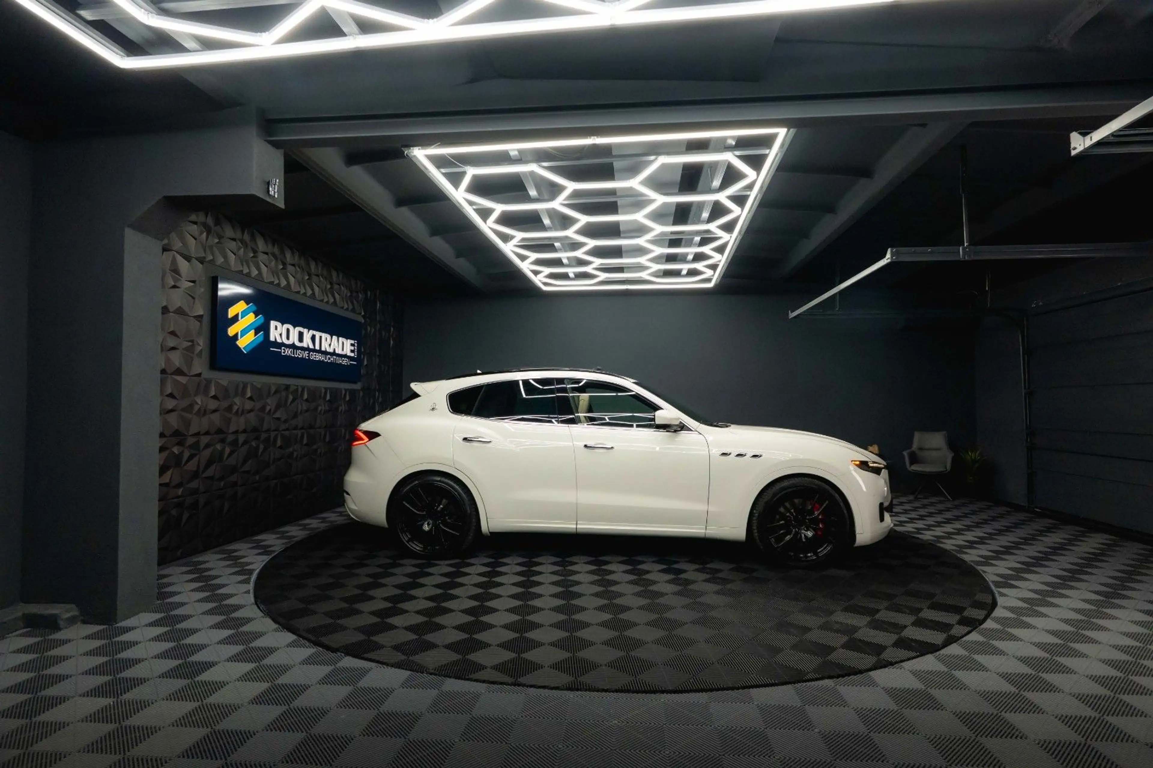 Maserati Levante S V6 SQ4 GranSport 4WD *21Zoll*Panorama* — photo 11