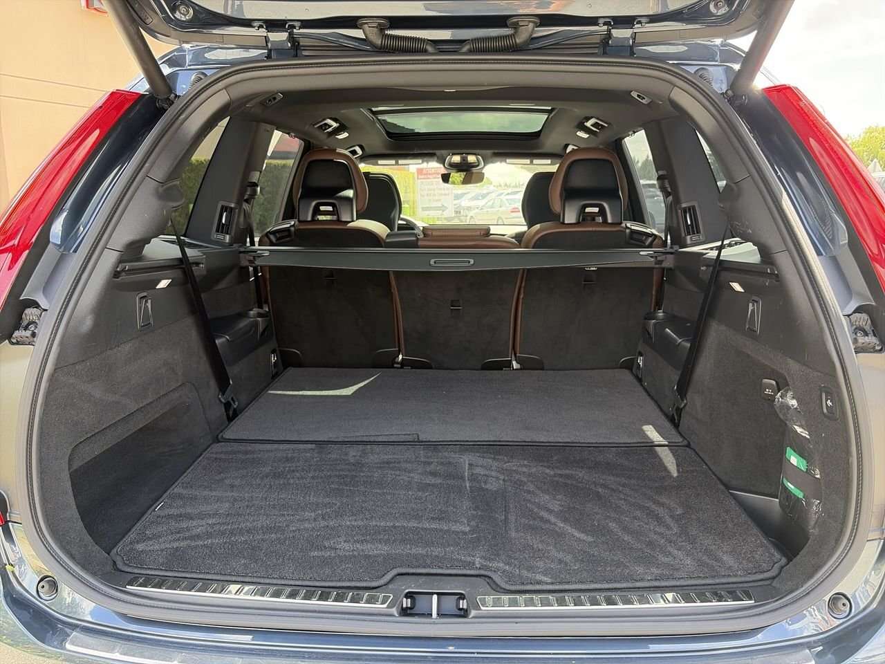 2025 Volvo XC90 Ultra Bright Theme Local Trade | Accident-Free | L thumb 31