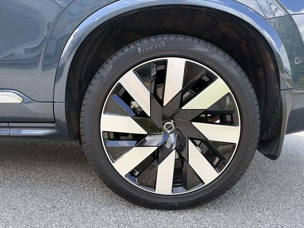 2025 Volvo XC90 Ultra Bright Theme Local Trade | Accident-Free | L thumb 18