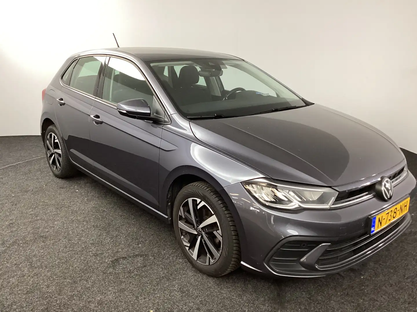 Volkswagen Polo 1.0 TSI 70kW Life | Verwacht | ACC | LMV | App-con Grijs - 2
