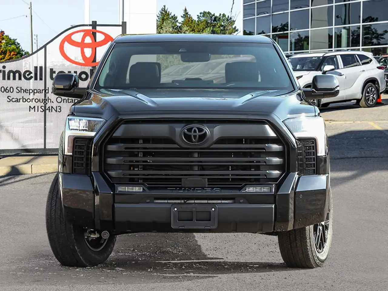 Toyota Tundra снимка Toyota Tundra