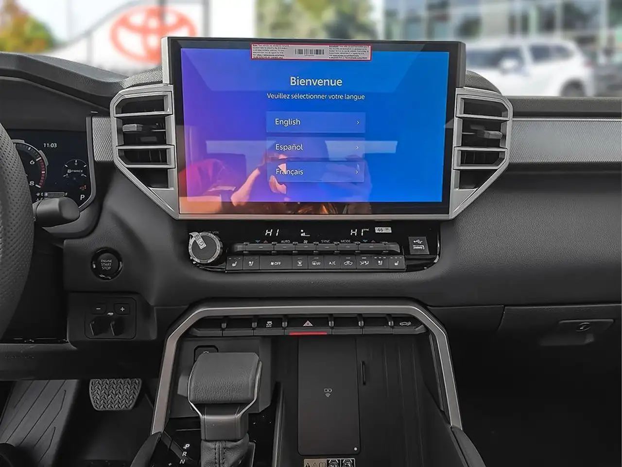 Toyota Tundra снимка Toyota Tundra