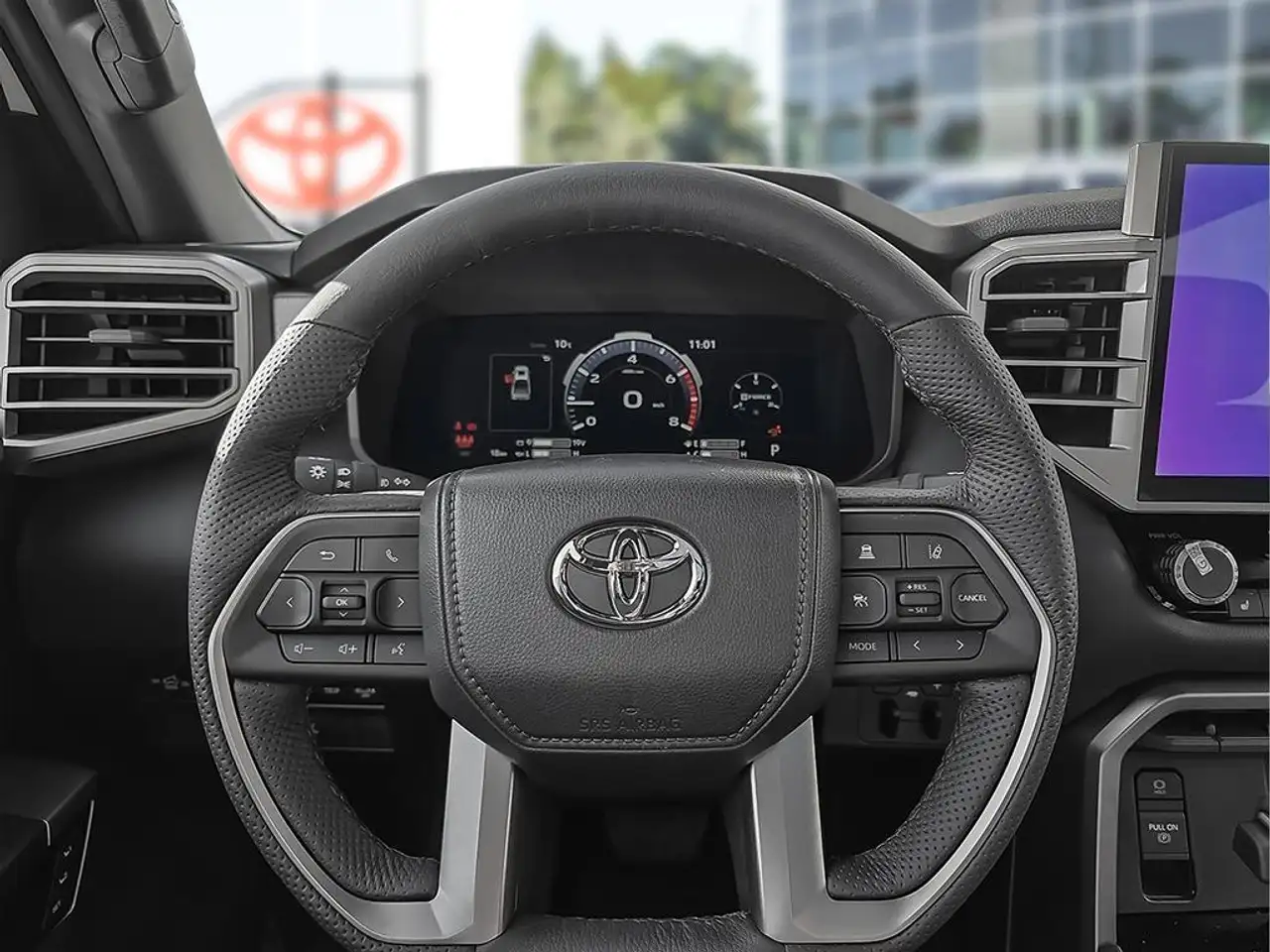 Toyota Tundra снимка Toyota Tundra
