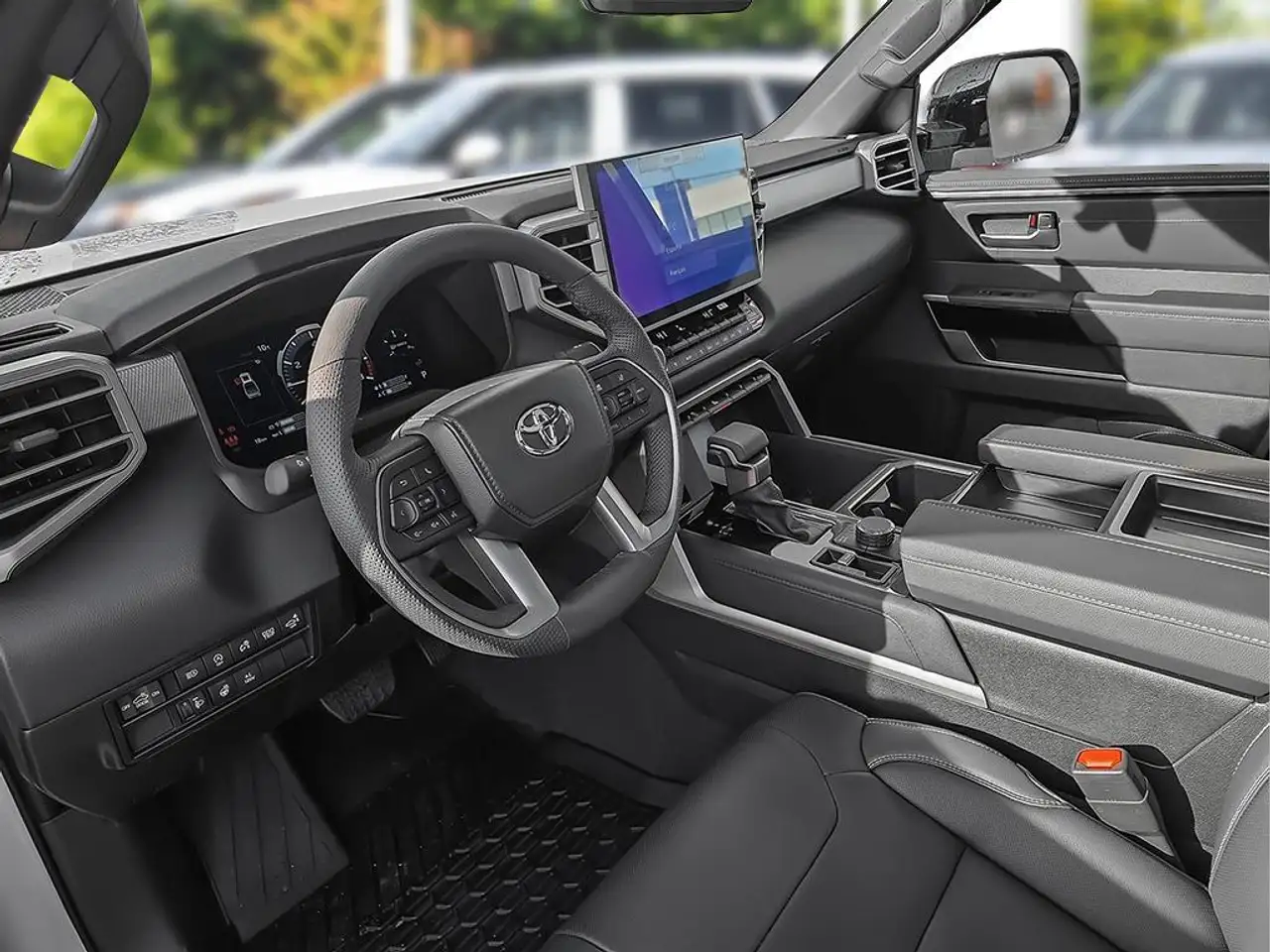 Toyota Tundra снимка Toyota Tundra
