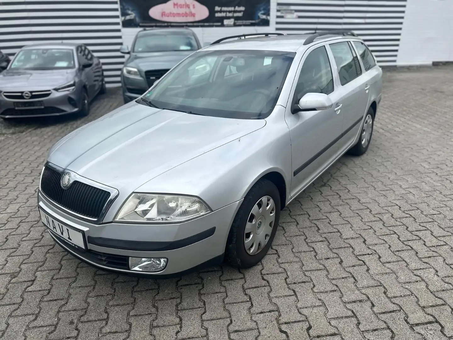 Skoda Octavia Combi Elegance Silber - 1