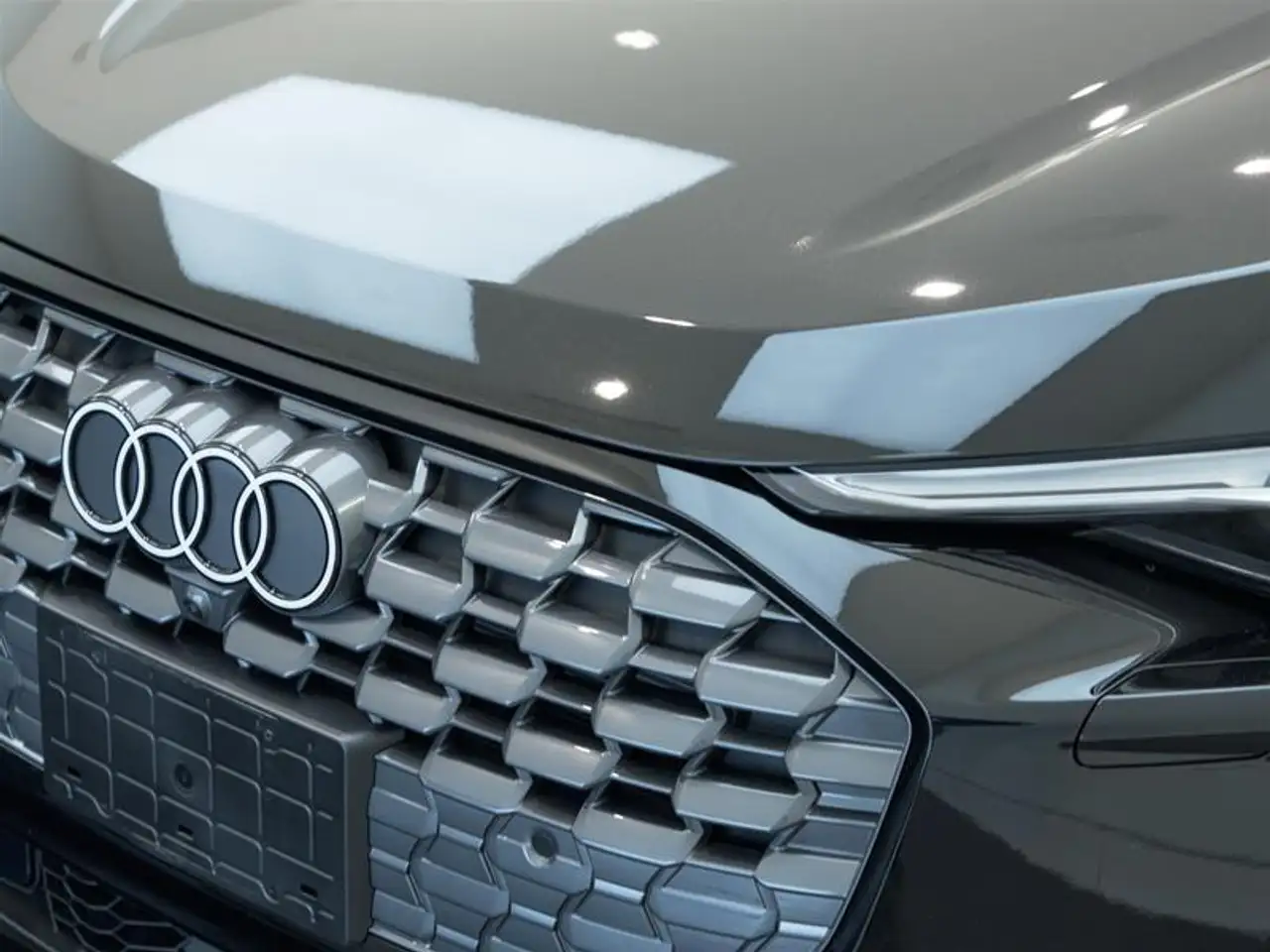Audi Q5 снимка Audi Q5