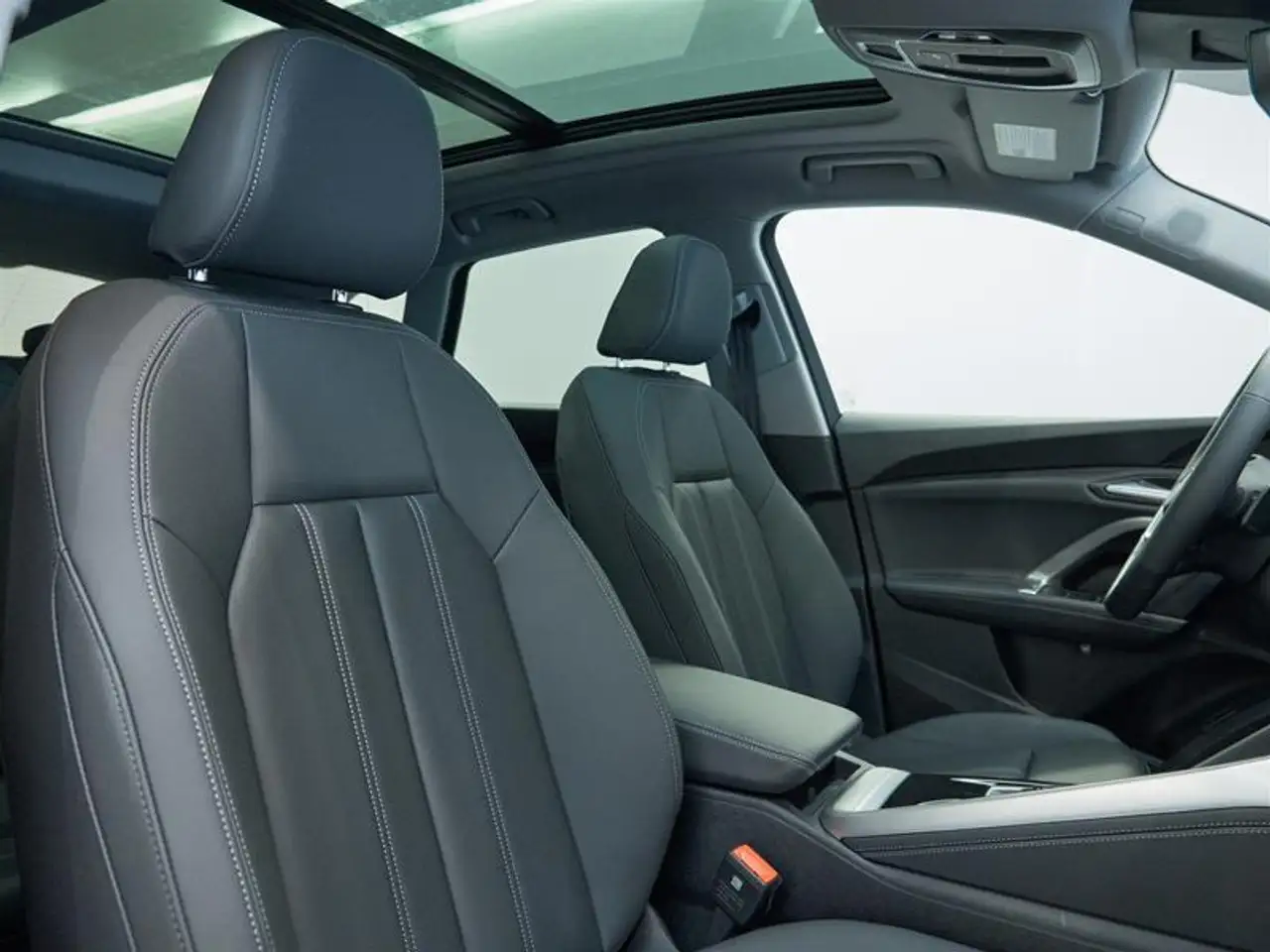 Audi Q5 снимка Audi Q5