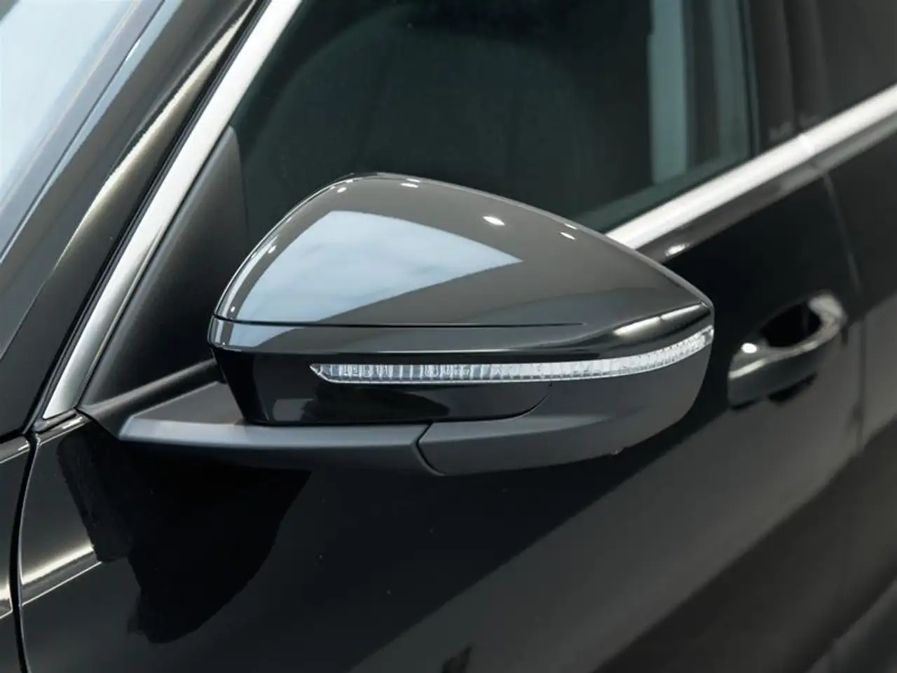 Audi Q5 снимка Audi Q5