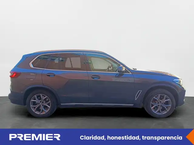 BMW X5 xDrive 30dA