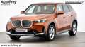 BMW iX1 eDrive20 Orange - thumbnail 1