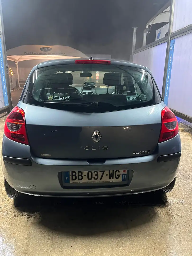 Renault Clio Clio 1.4 16V 100 Authentique - 2