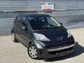 Peugeot 107 Urban 1,0 12V Schwarz - thumbnail 1