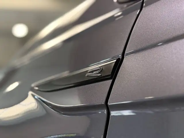 Volkswagen Polo view 8