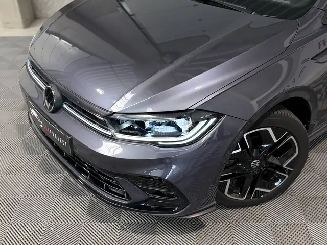 Volkswagen Polo view 3