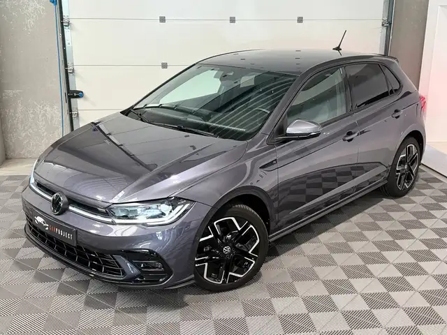 Volkswagen Polo view 2