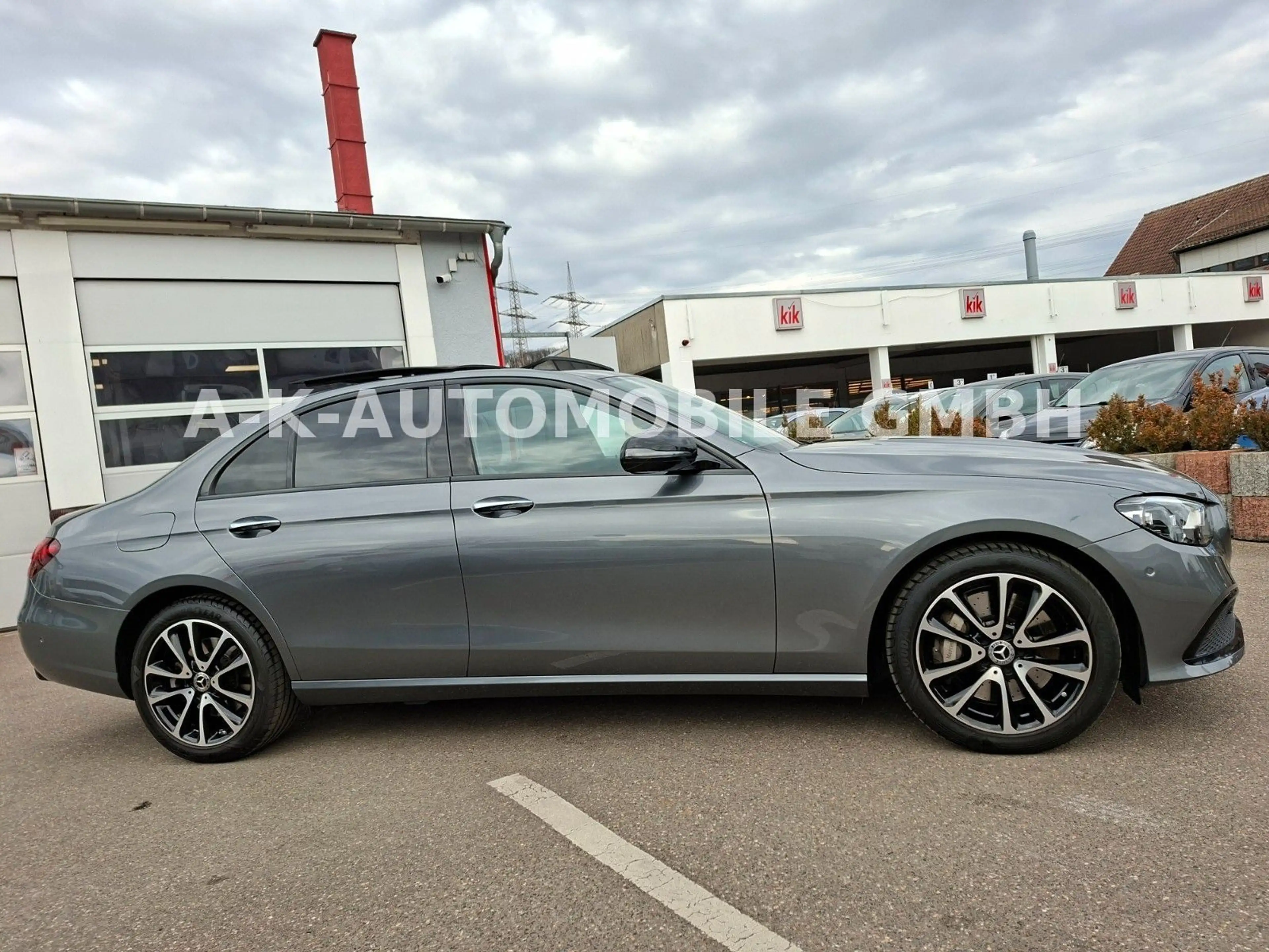 Mercedes-Benz E 400 d Lim. 4Matic Avantgarde Voll Ausstattung — photo 14