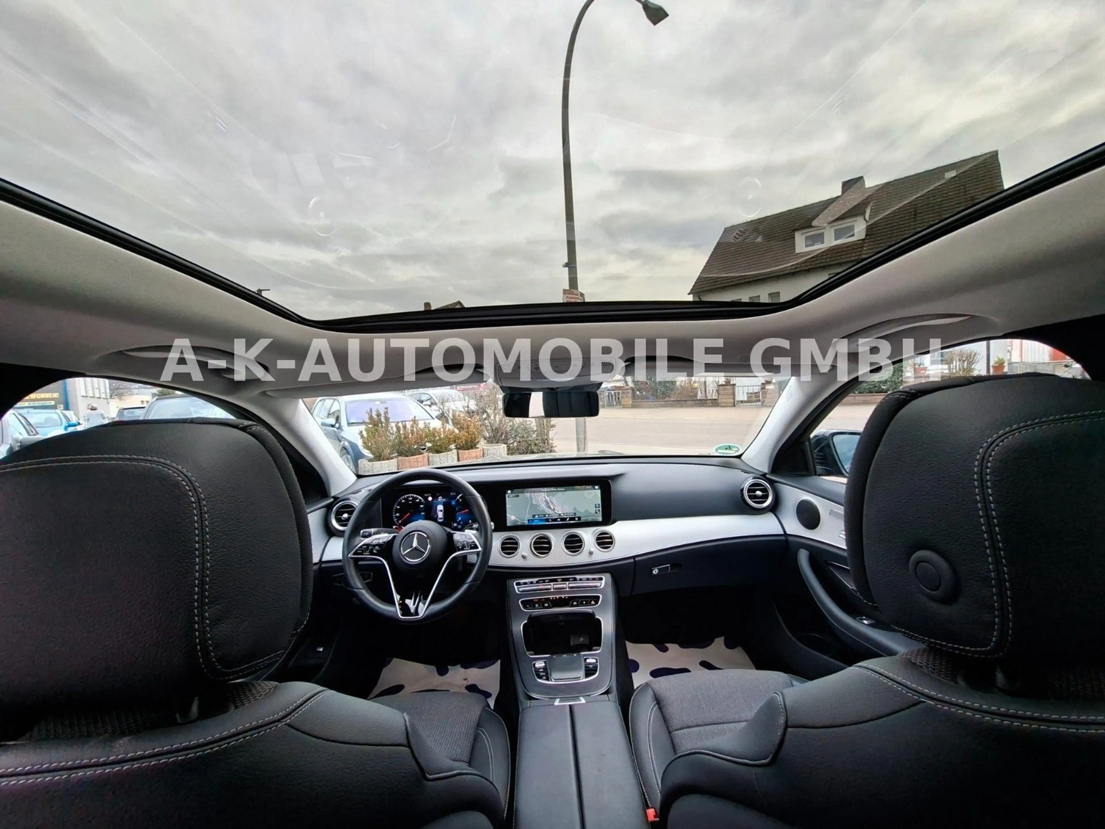 Mercedes-Benz E 400 d Lim. 4Matic Avantgarde Voll Ausstattung — photo 6