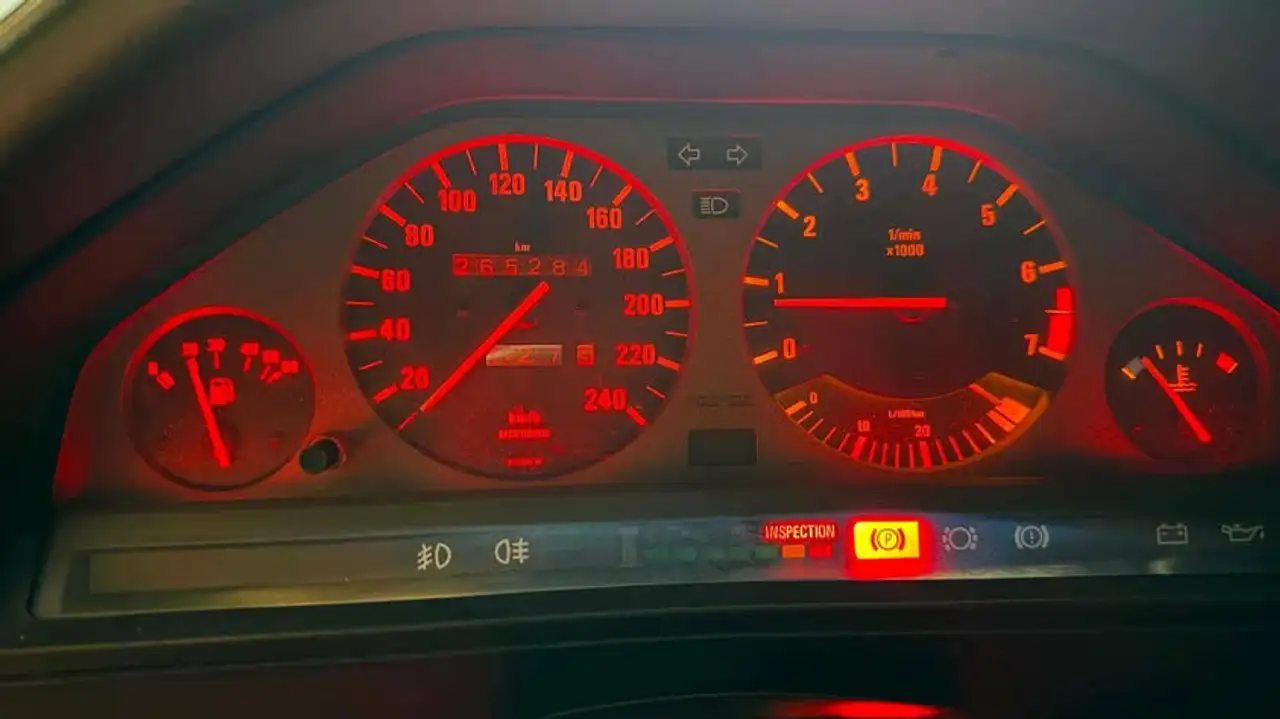 BMW 325i, foto 9
