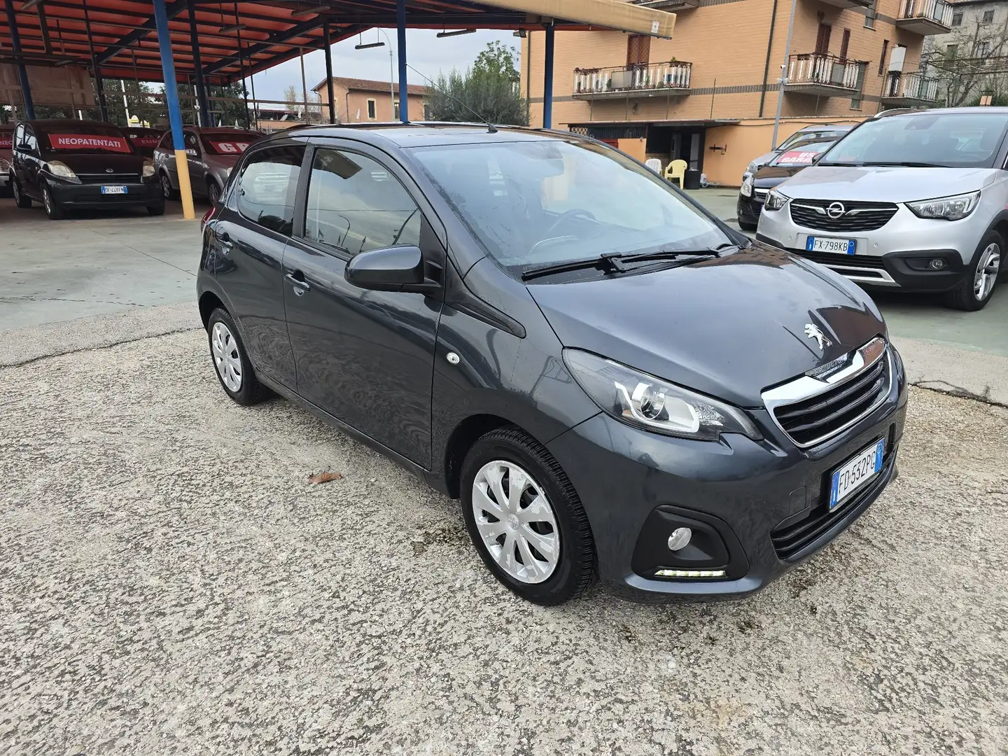 Peugeot 108 108 5p 1.0 vti Allure Top! etg5 E6 PER NEOPATENTAT Gris - 1