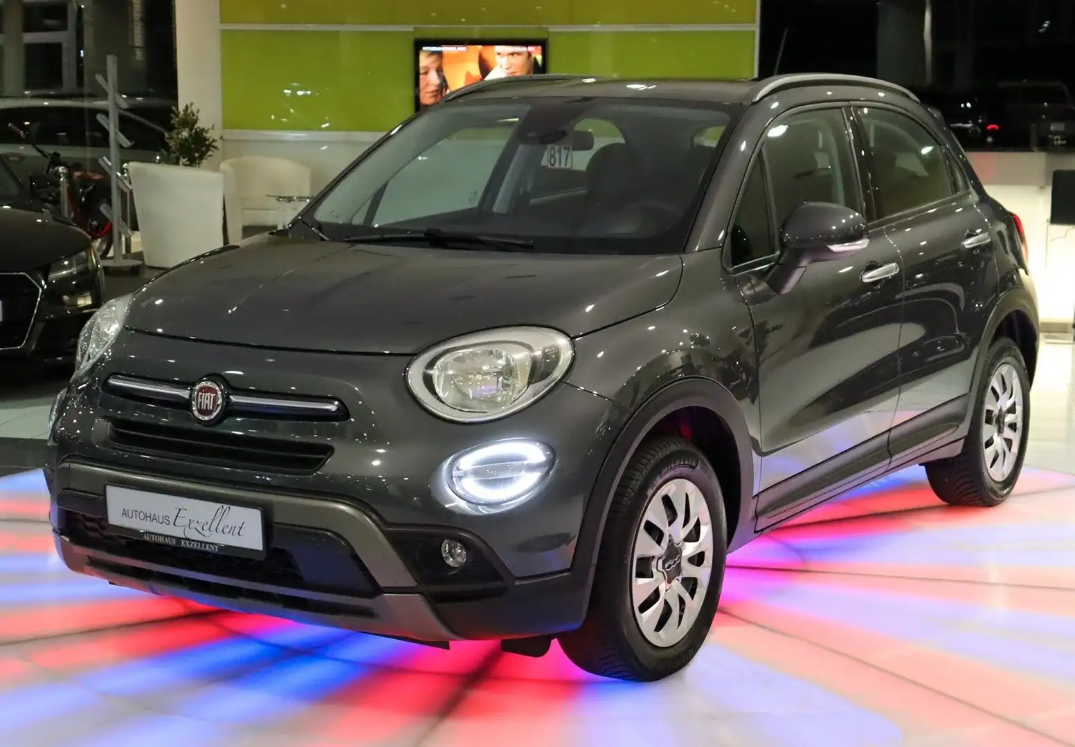Fiat 500X Cross Automatik*LEDER*PDC*TEMPOMAT*KLIMA*BC Grau - 1