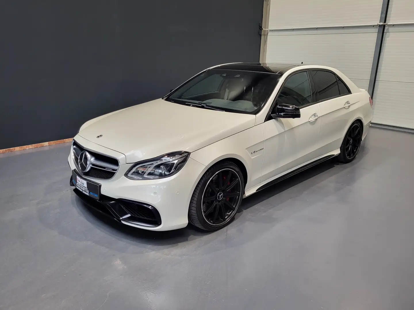 Mercedes-Benz E 63 AMG S 4Matic *TOP Ausstattung| Drivers Package* Weiß - 1