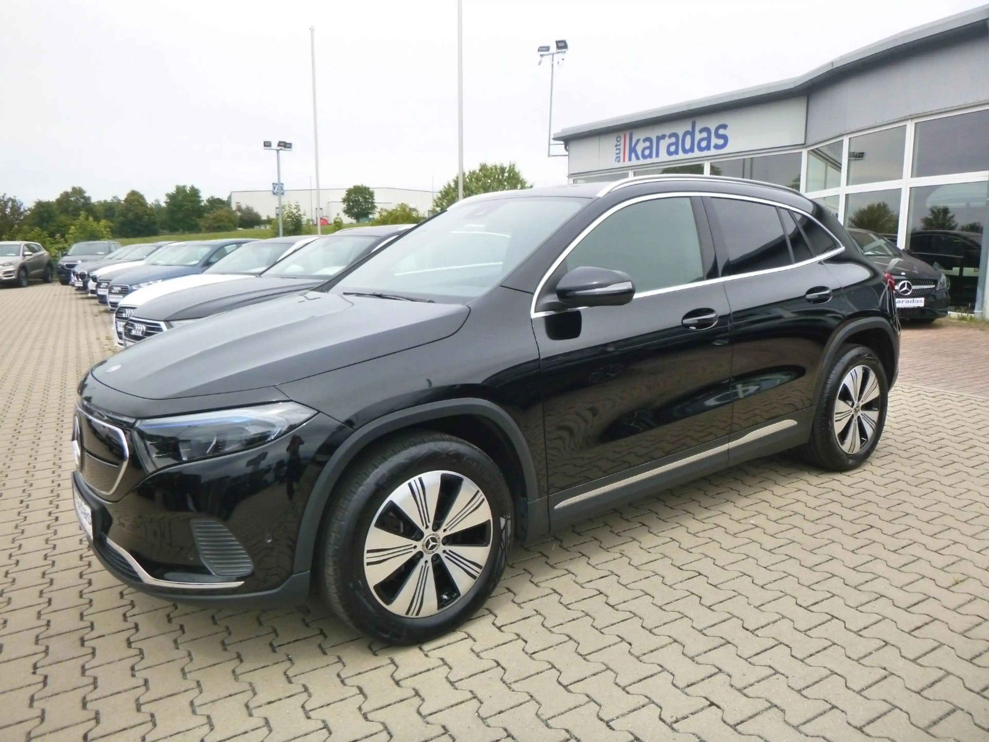 Mercedes-Benz EQA 250 Progressive 66,5 kWh/MBUX Navi/KAM/LED