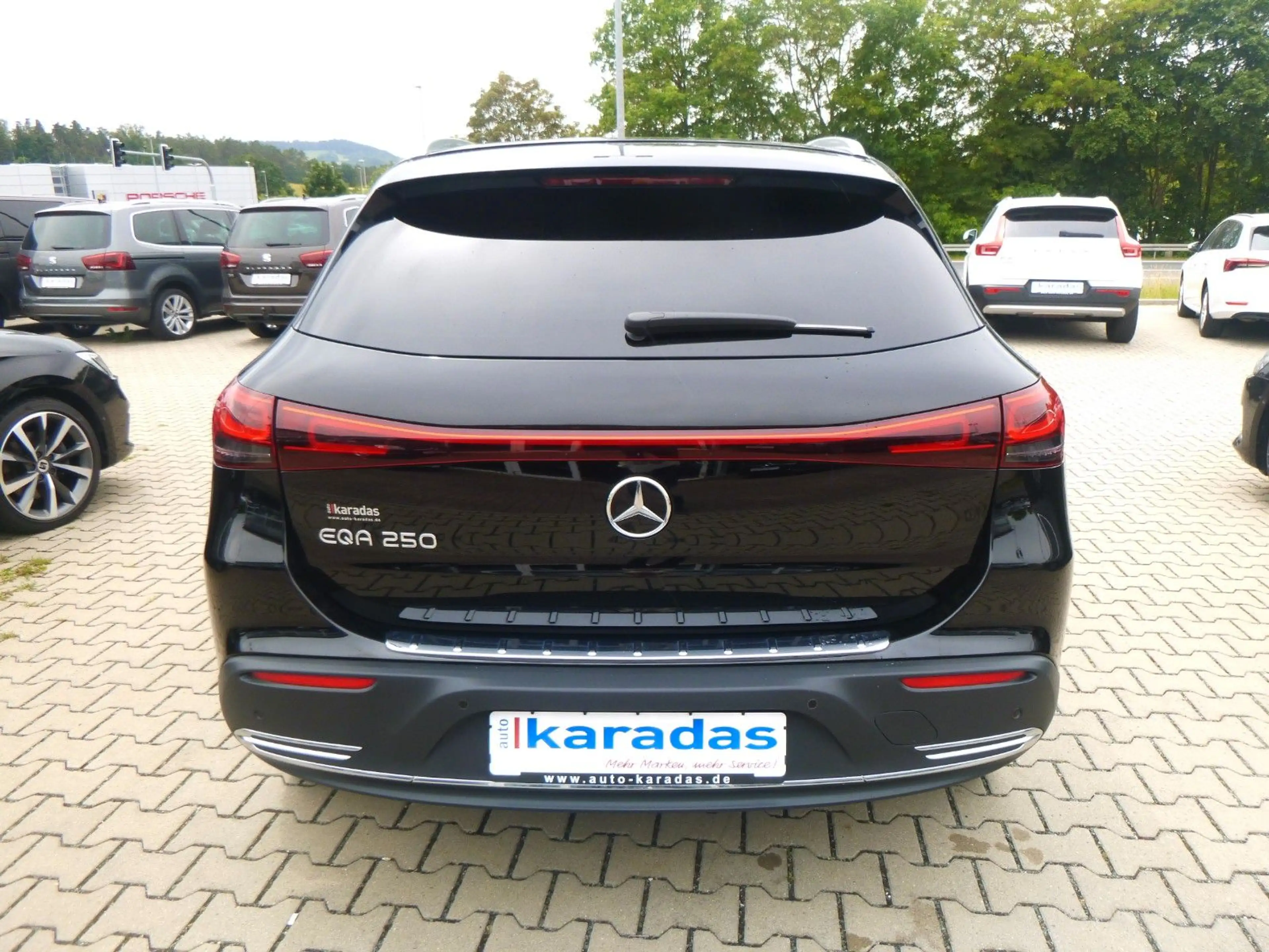 Mercedes-Benz EQA 250 Progressive 66,5 kWh/MBUX Navi/KAM/LED — photo 7